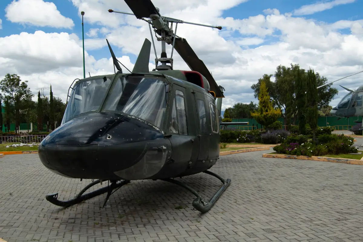 Helicóptero completo