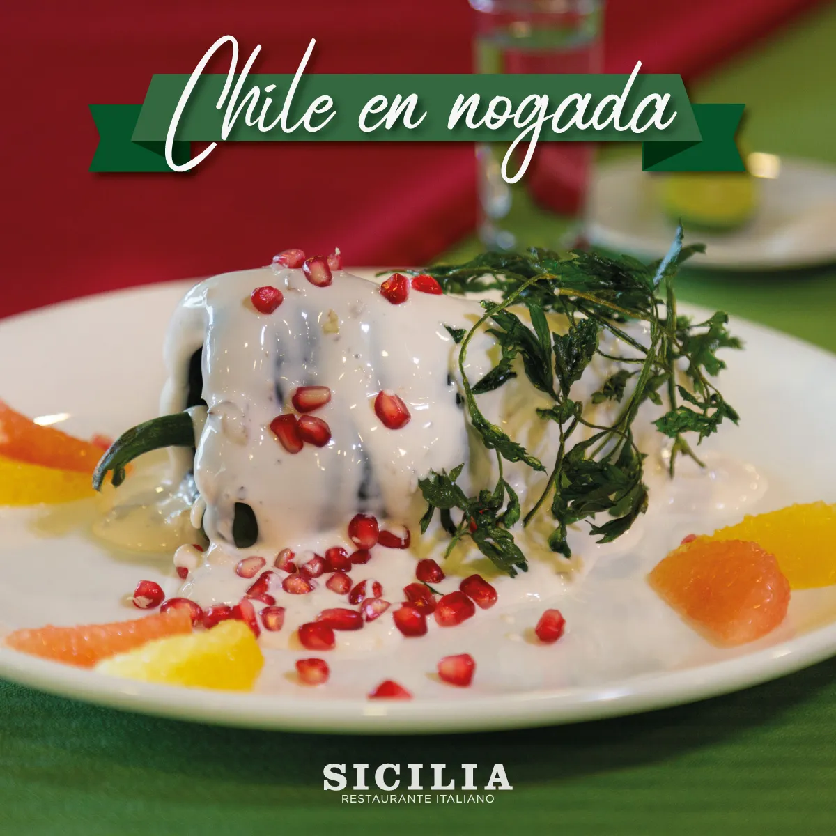 Fotografía y diseño promocional de chile en nogada para Sicilia Restaurante Italiano.